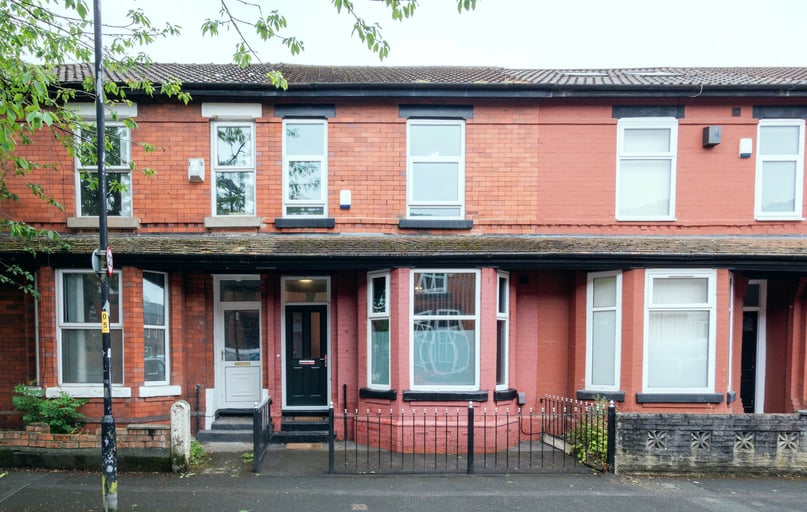 Mabfield Road, Fallowfield, Manchester - Image 1