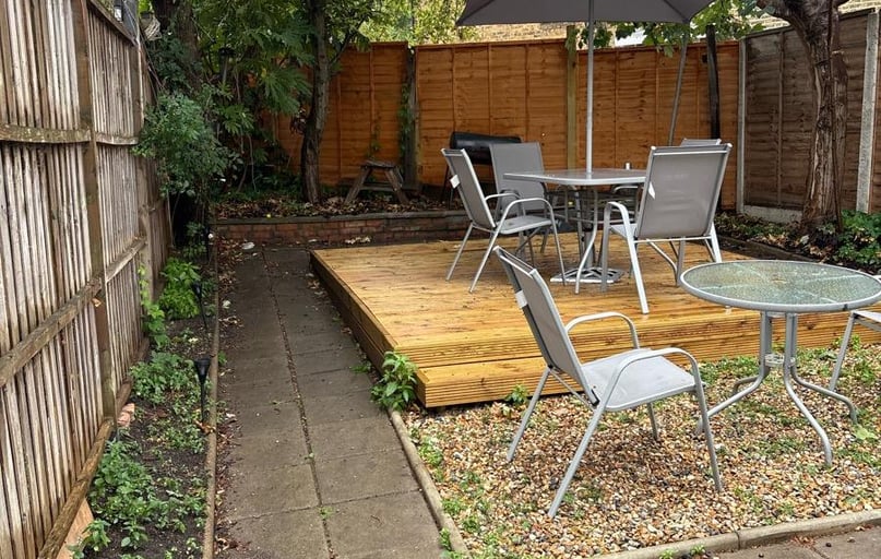 Clayton Road, Peckham, London - Image 1