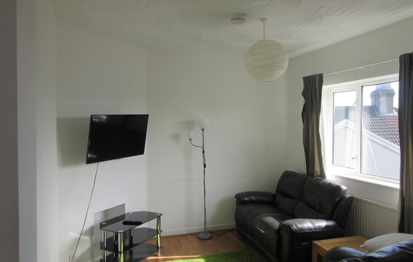 Edgeware Road, Uplands, Swansea - Image 1