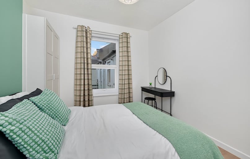 Deptford Place, North Hill, Plymouth - Image 1