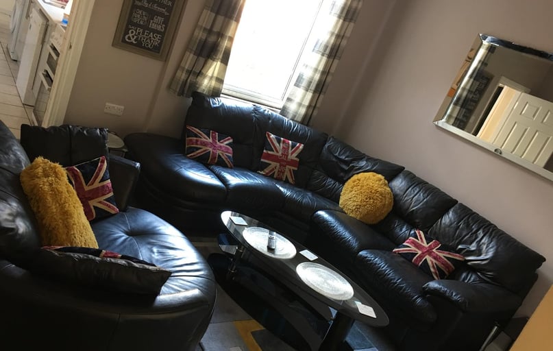 Leek Road, Shelton, Stoke - Image 1