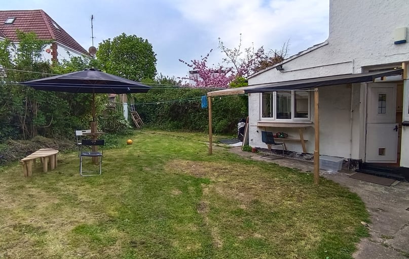 Manor Drive, Wembley, London - Image 1