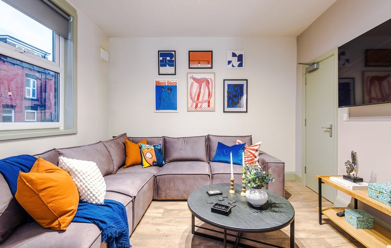 Royal Park Road, Hyde Park, Leeds - Image 1