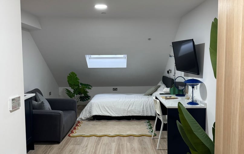 Ilkeston Road, Radford, Nottingham - Image 1