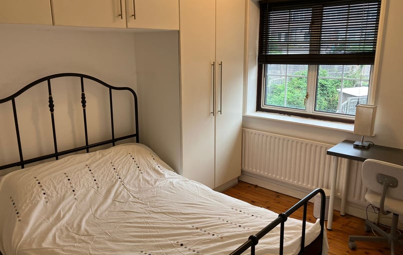 Ravensworth Road, New Eltham, London - Image 1