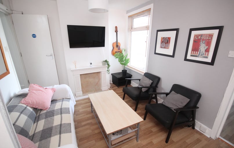 Lawson Road (ALL DOUBLE BEDROOMS), Southsea, Portsmouth - Image 1