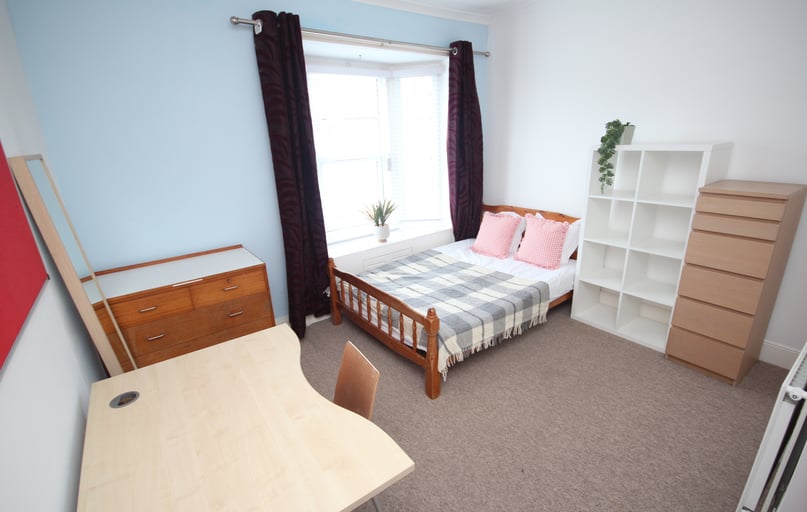 Jessie Road (ALL DOUBLE BEDROOMS), Southsea, Portsmouth - Image 1