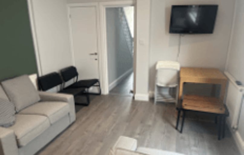 Alfred Street, Plasnewydd, Cardiff - Image 1