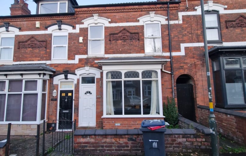 Harrow Road, Selly Park, Birmingham - Image 1