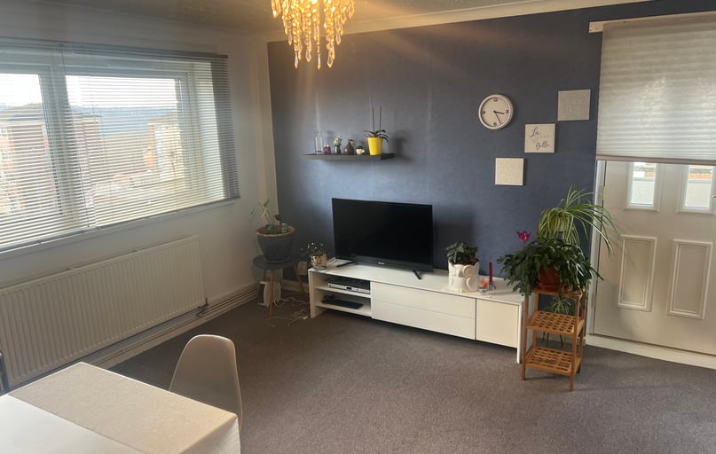 Eden Mount, Kirkstall, Leeds - Image 1