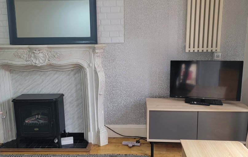 Kingsholm Road, Kingsholm, Gloucester - Image 1