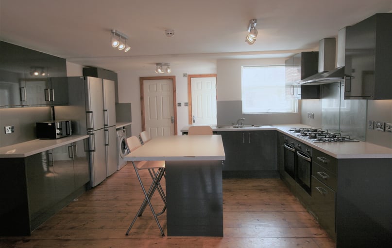 Moseley Road, Fallowfield, Manchester - Image 1