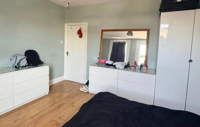 Graham Road, Wimbledon, London - Image 1