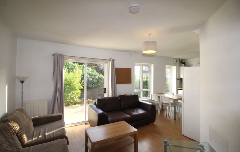 Essex Street, Kemptown, Brighton - Image 1