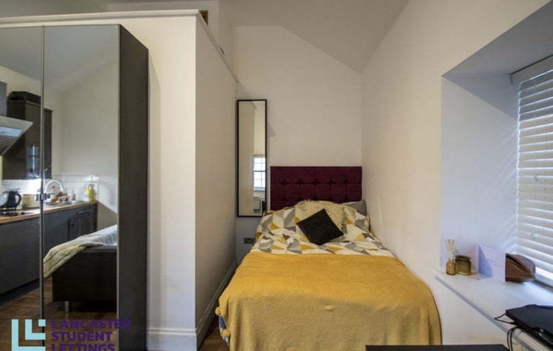 St Leonards Gate, City Centre, Lancaster - Image 1