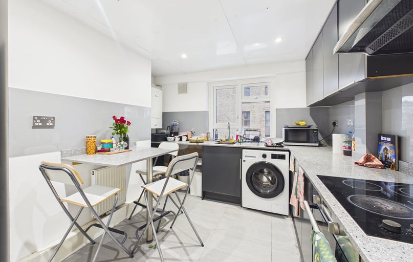 Selsfield Drive, Moulsecoomb, Brighton - Image 1