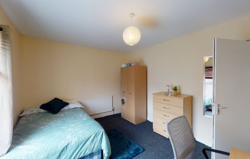 Park Road, Lenton, Nottingham - Image 1