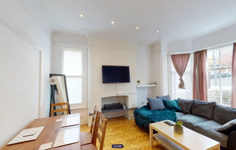 Premier Road, Forest Fields, Nottingham - Image 1