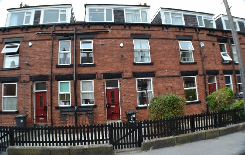 Winfield Terrace, Woodhouse, Leeds - Image 1