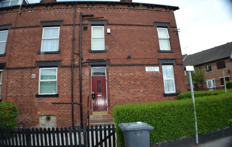 Winfield Place, Woodhouse, Leeds - Image 1