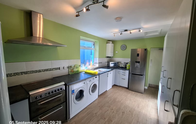 Hill Park Crescent, Greenbank, Plymouth - Image 1