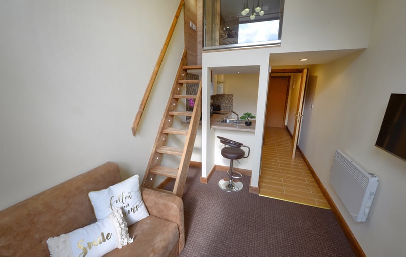 West End House Legrams Lane, Manningham, Bradford - Image 1