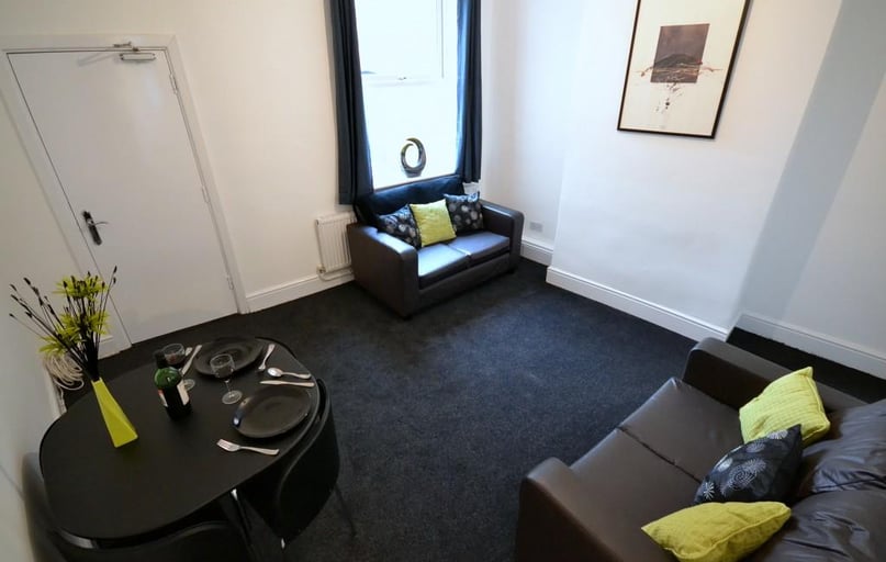 Montpelier Road, Dunkirk, Nottingham - Image 1