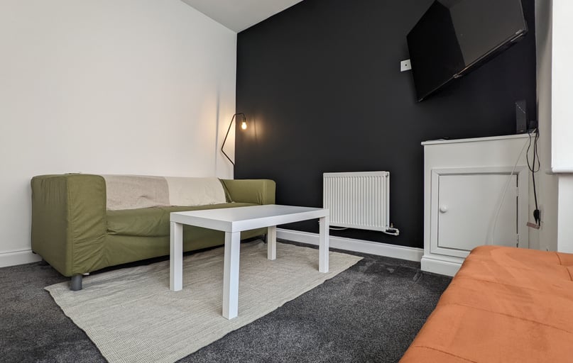 Aske Road, Teeside University, Middlesbrough - Image 1