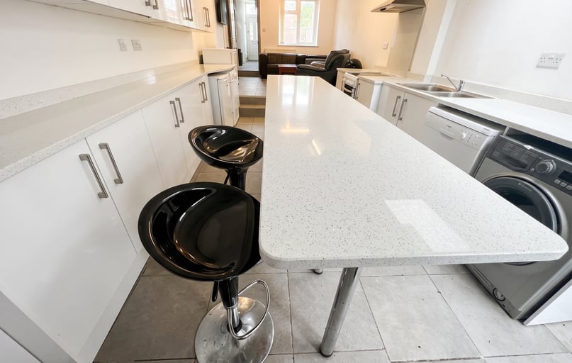 Tiverton Road, Selly Oak, Birmingham - Image 1