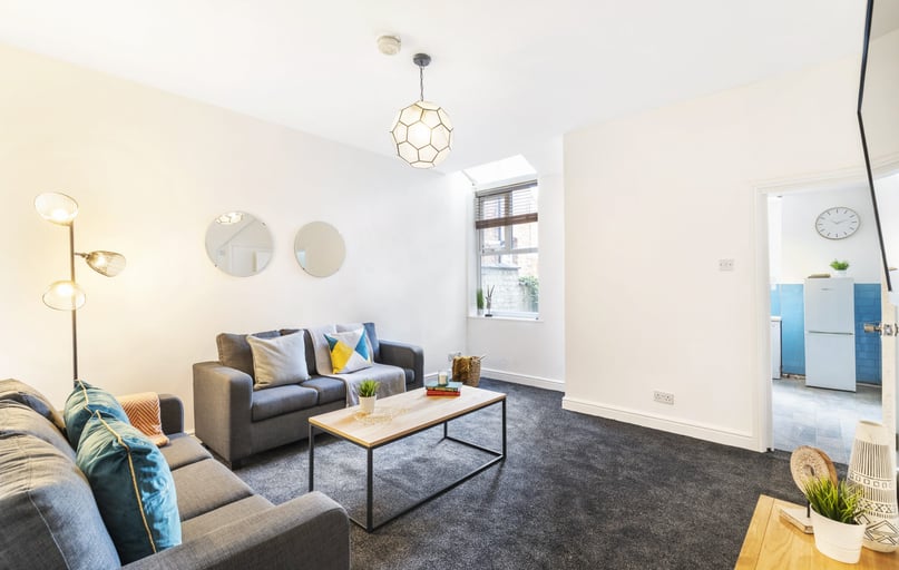 Edenhall Avenue, Burnage, Manchester - Image 1