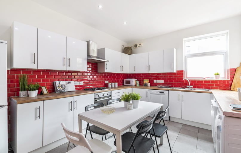 Edenhall Avenue, Burnage, Manchester - Image 1