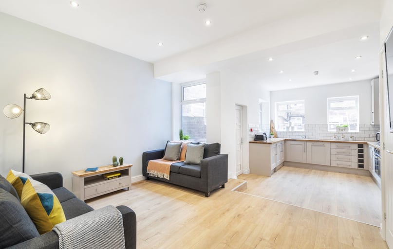 Edenhall Avenue, Burnage, Manchester - Image 1