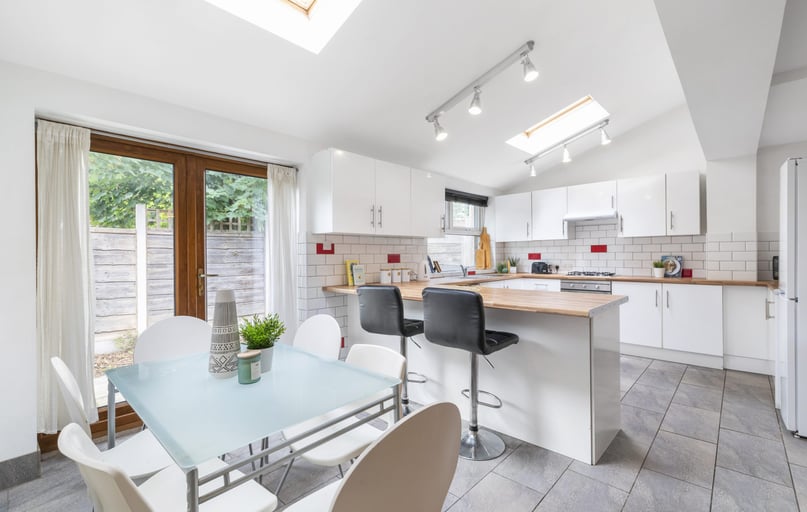 Lindleywood Road, Fallowfield, Manchester - Image 1