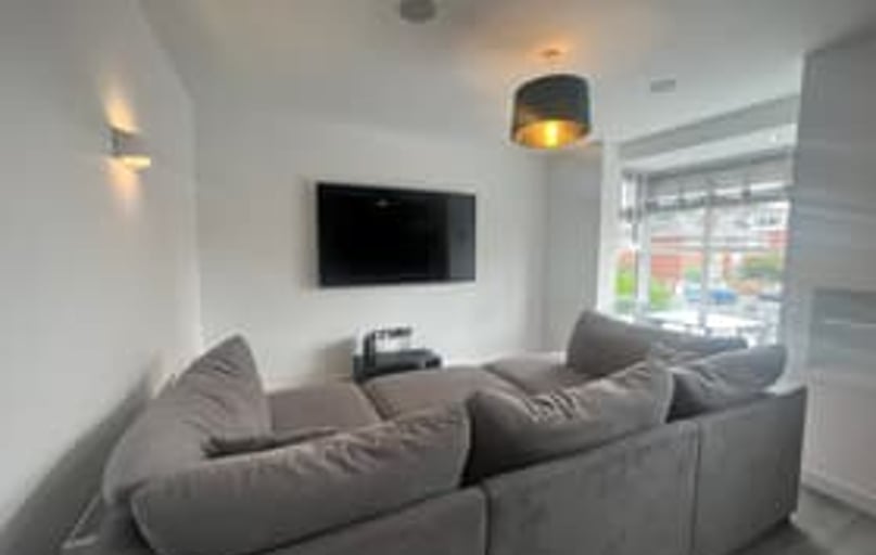 Burchett Terrace, Woodhouse, Leeds - Image 1