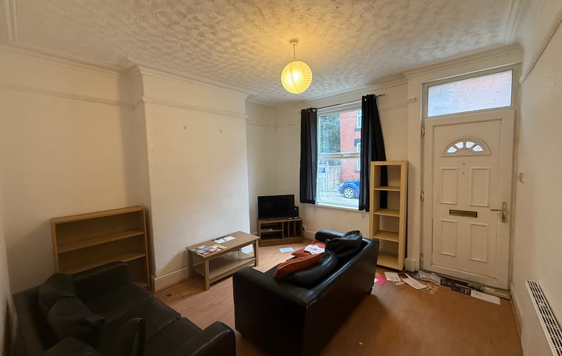 Welton Grove, Hyde Park, Leeds - Image 1
