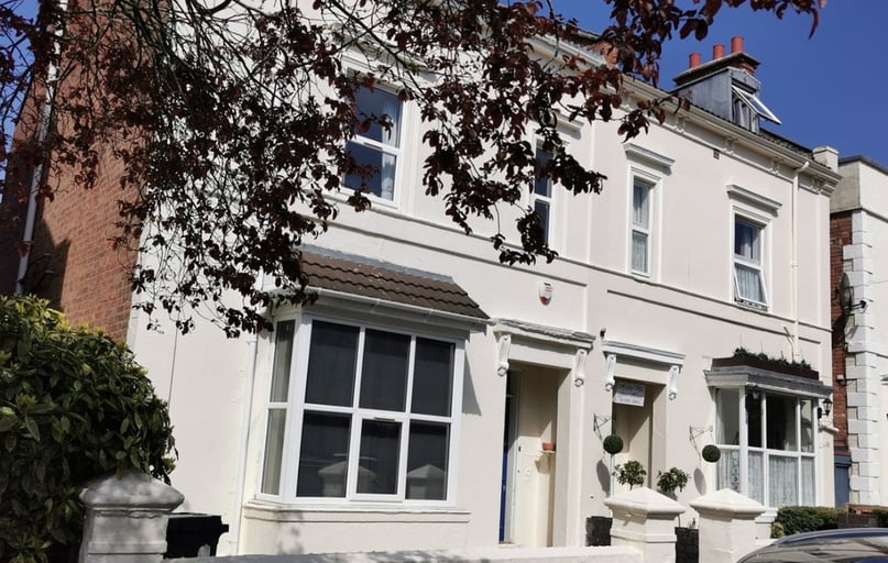 Russell Terrace, City Centre, Leamington Spa - Image 1