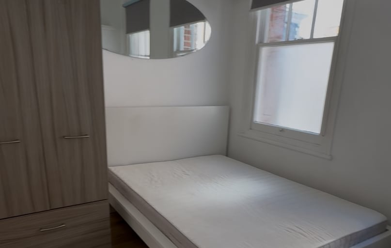 Charleville Road, West Kensington, London - Image 1