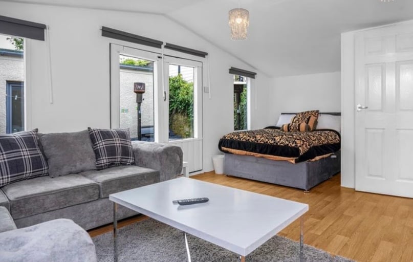 Burdiehouse Road, Liberton, Edinburgh - Image 1