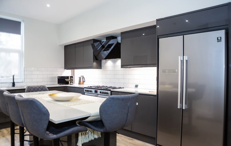 Cliff Mount, Rampart Road, Leeds - Image 1