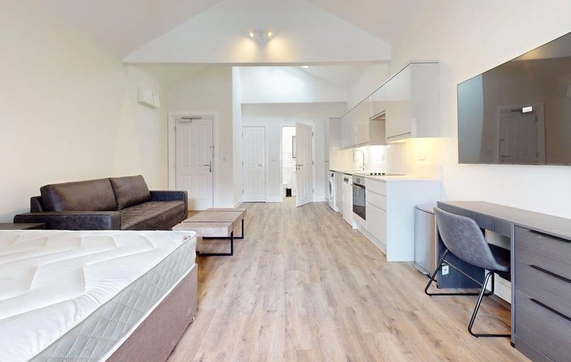 Triangle West, Clifton, Bristol - Image 1