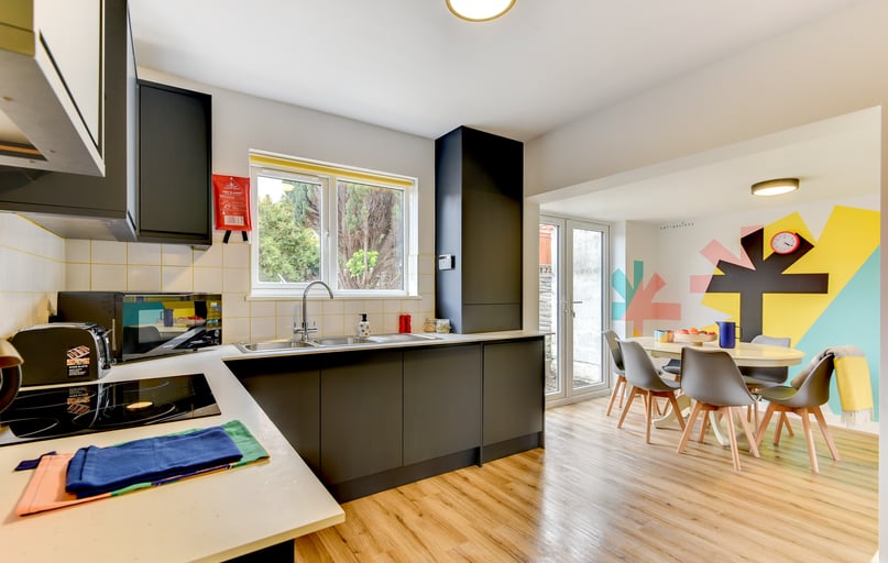 Bishop Manor Road, Horfield, Bristol - Image 1