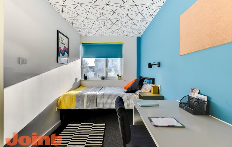 Mackie Grove, Filton, Bristol - Image 1