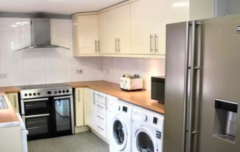 Moseley Road, Fallowfield, Manchester - Image 1