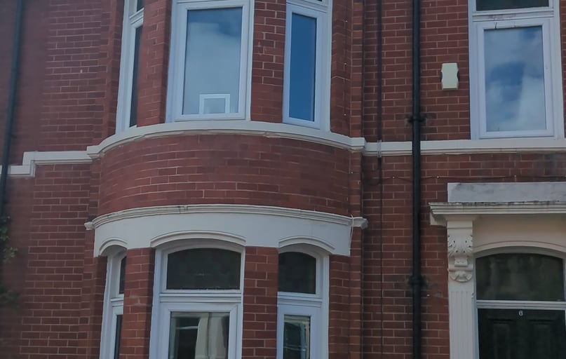 Devonshire Place, Jesmond, Newcastle - Image 1