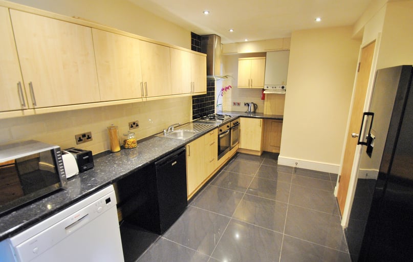 Edgeworth Drive, Fallowfield, Manchester - Image 1