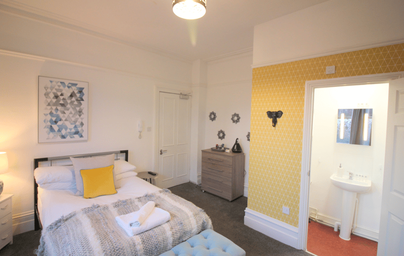 Mill Road, City Centre, Cambridge - Image 1