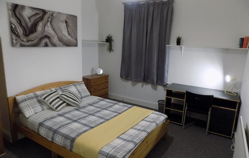 Cheviot street, Near university, Preston - Image 1