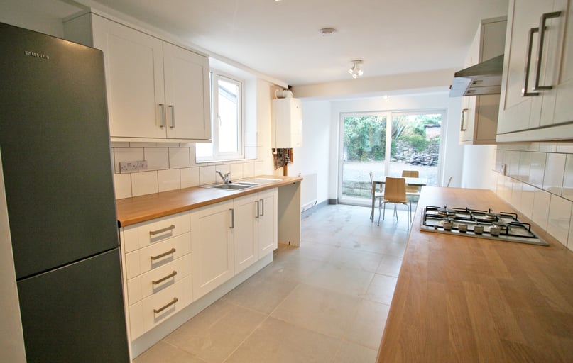 Carlisle Street, Splott, Cardiff - Image 1