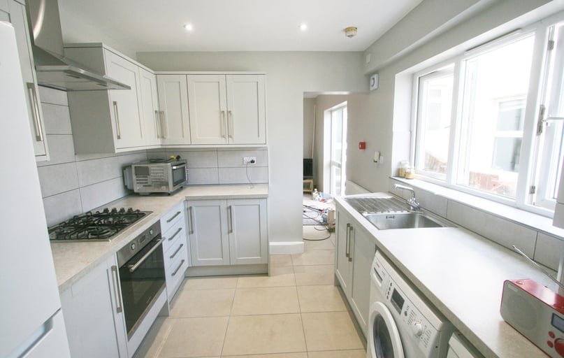 Harriet Street, Cathays, Cardiff - Image 1