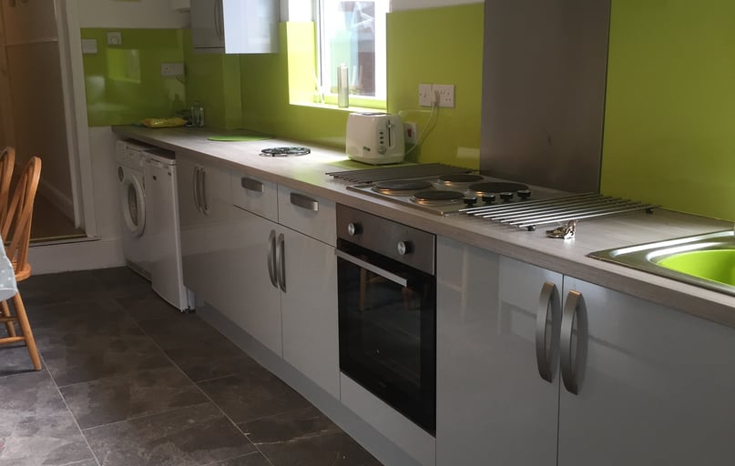 Burns Street , Abington, Northampton - Image 1